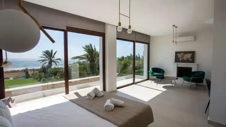 Варіант оздоблення проєкту Ionion Luxury Villas 7