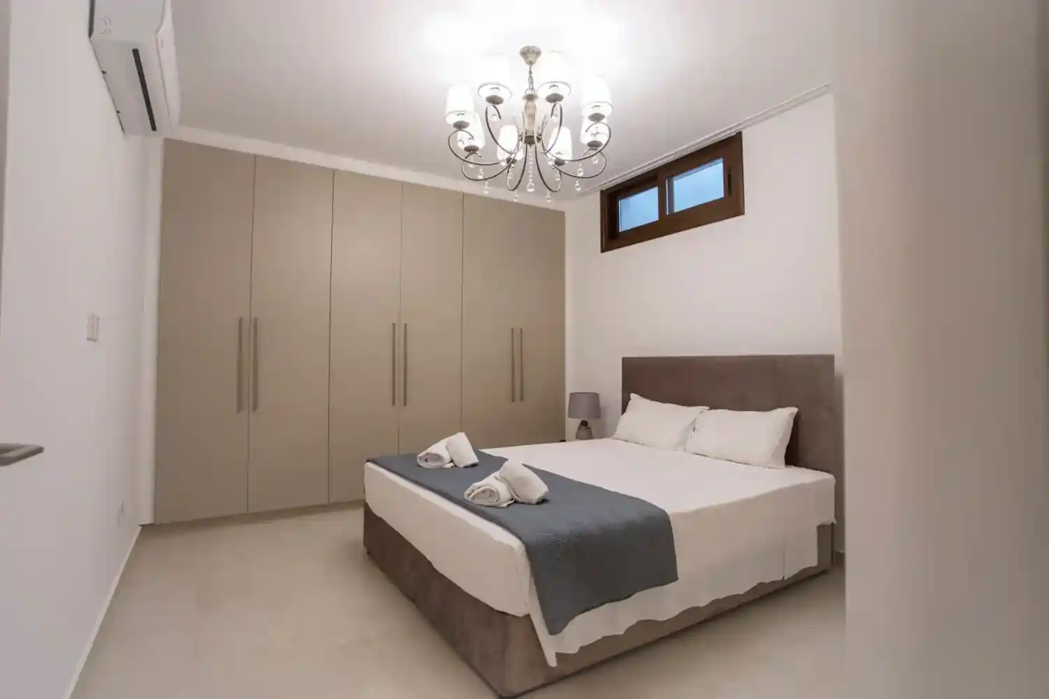 Варіант оздоблення проєкту Ionion Luxury Villas 2