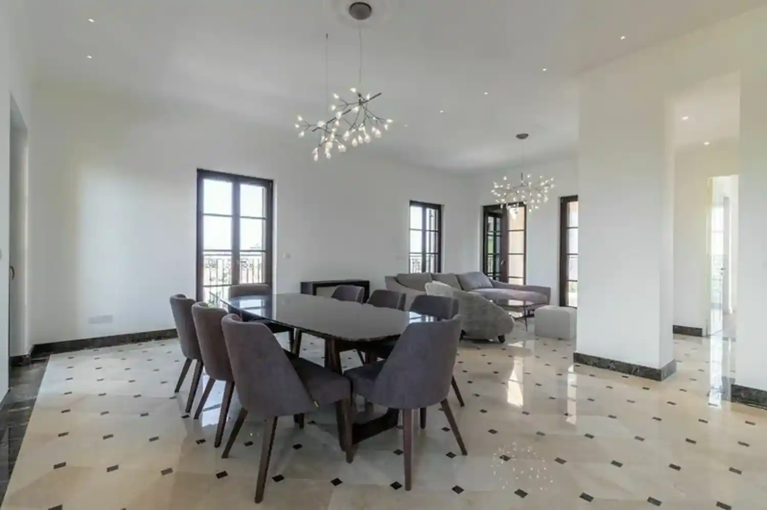 Old Bridge – Luxury Residences նախագծի հարդարման տարբերակ 6