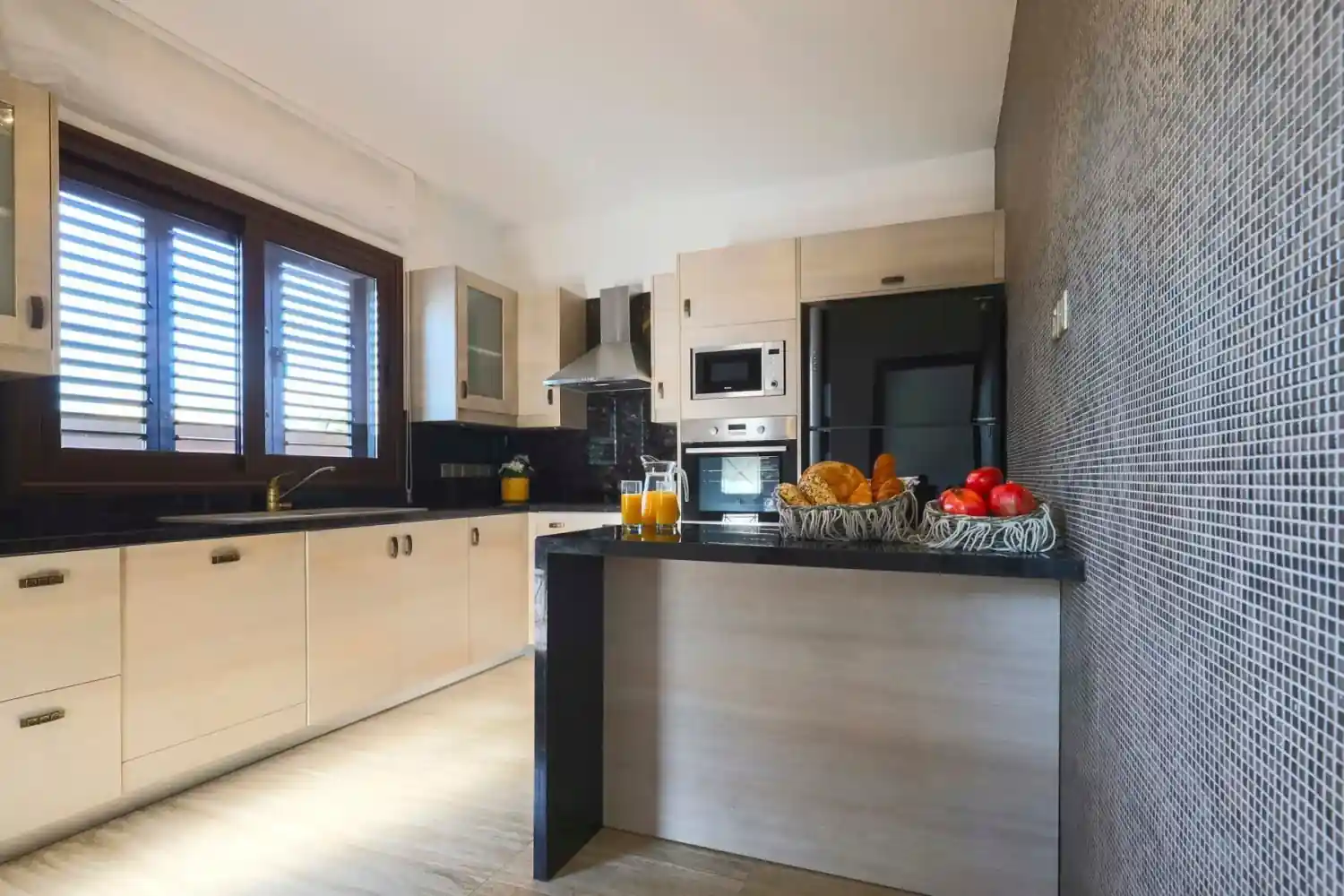 Оглядове зображення проєкту Ionion Luxury Villas 7