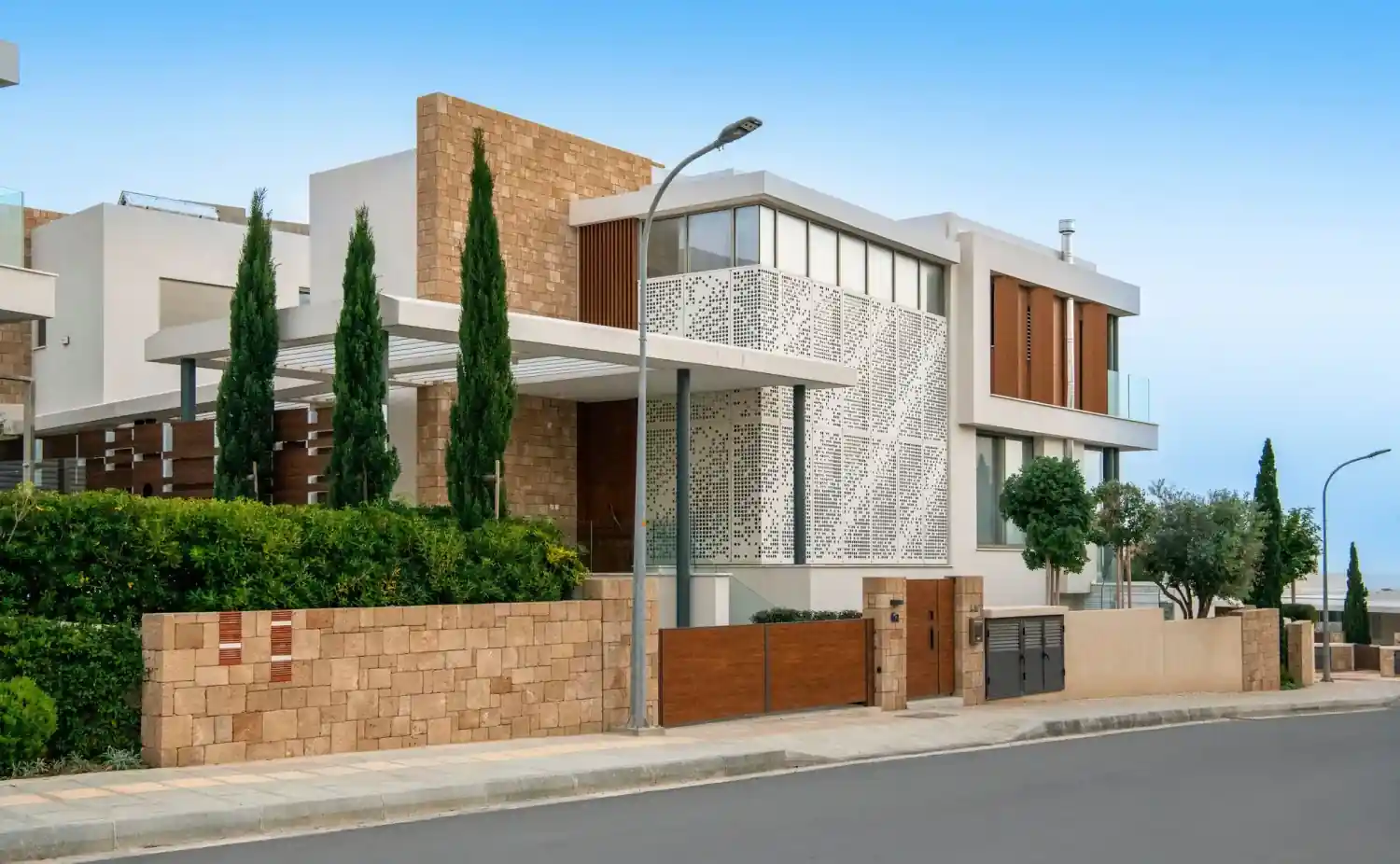 Оглядове зображення проєкту Adonis Beach Villas 3