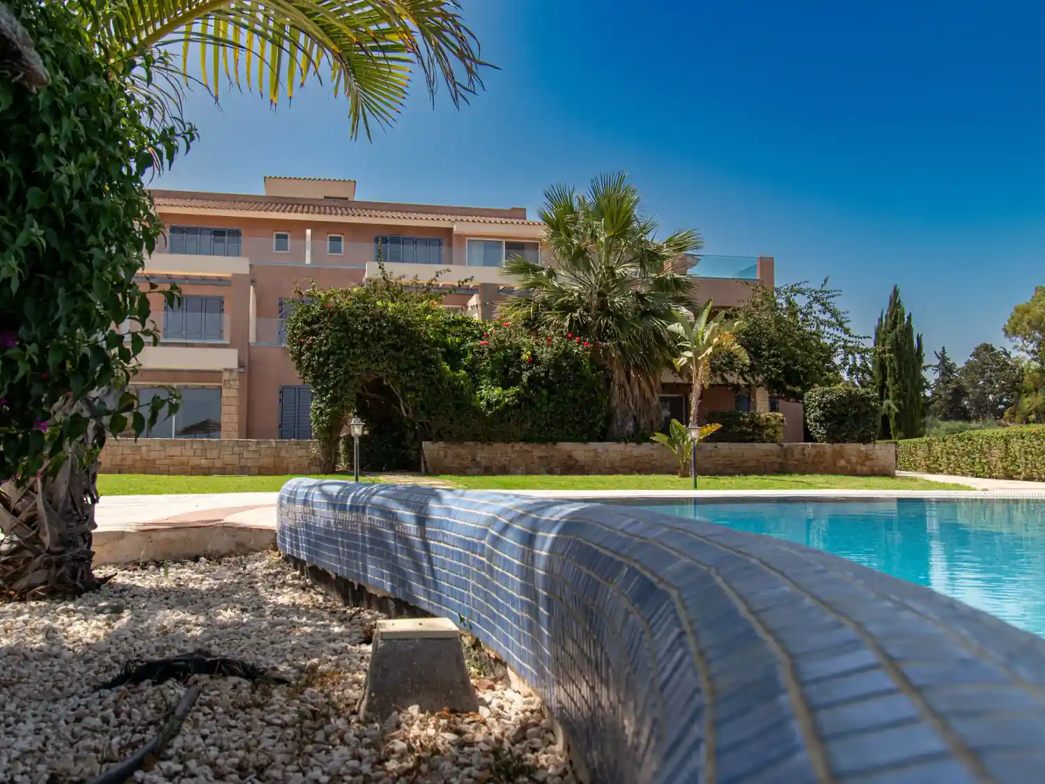 Оглядове зображення проєкту Akamantis Gardens 5