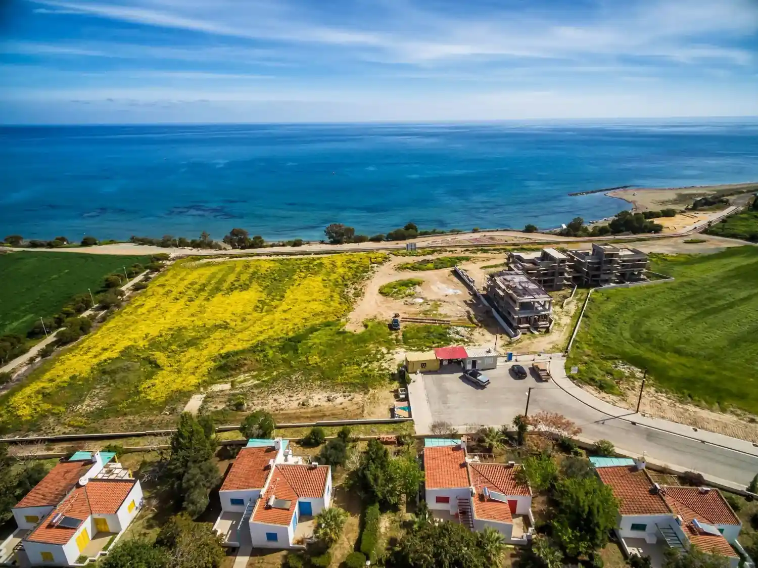 Оглядове зображення проєкту Panorama Beachfront Residences 2
