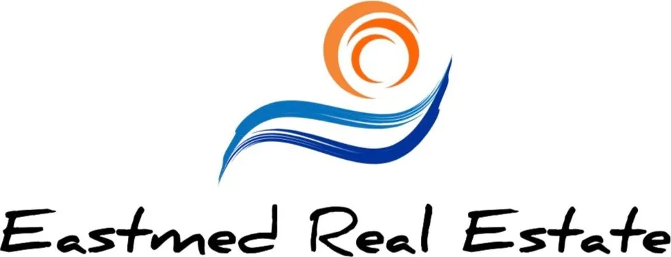 East Med Real Estate լոգո